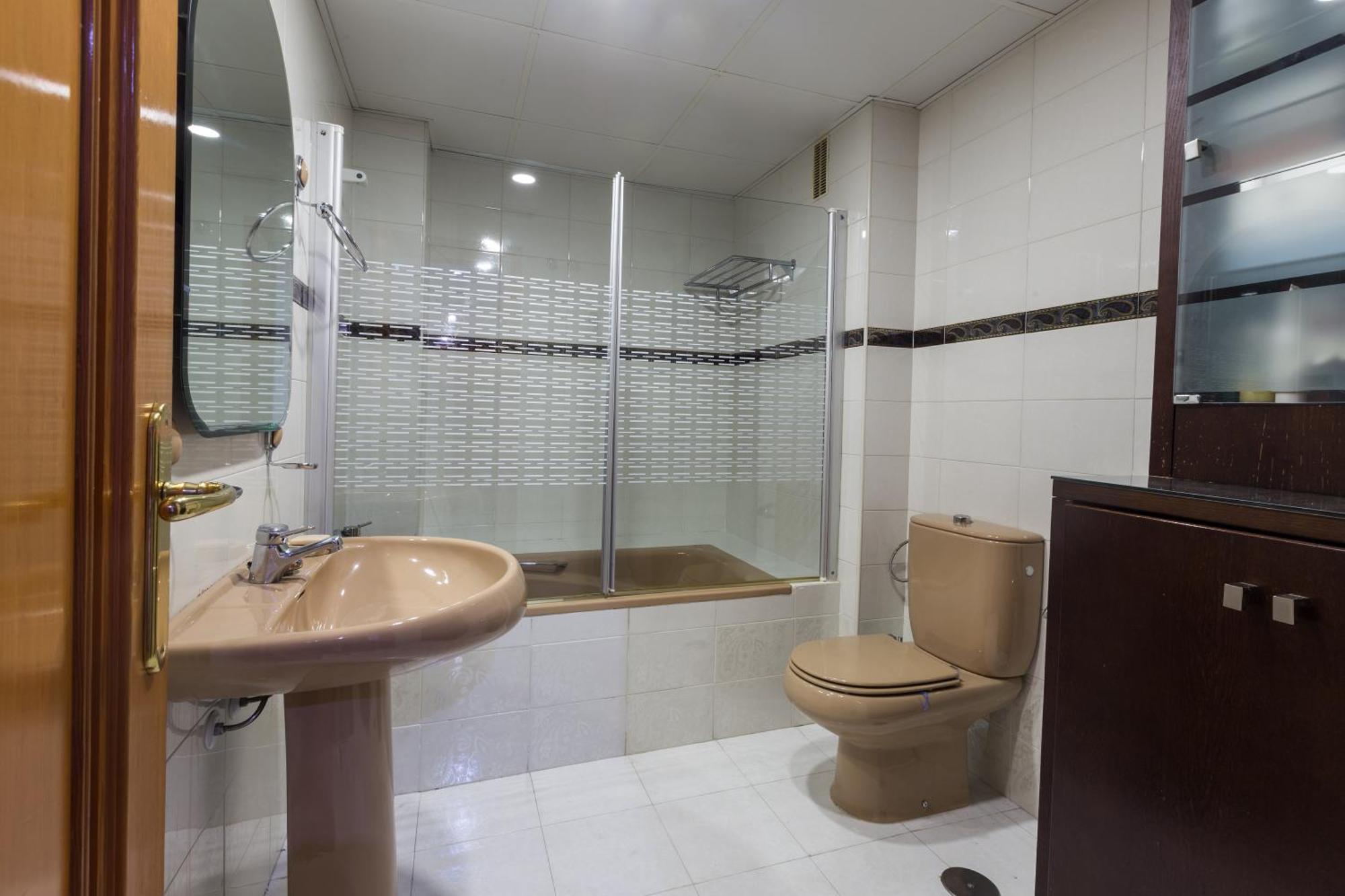 Gracia - Centro Y Confort Con Parking Gratis Apartment Granada